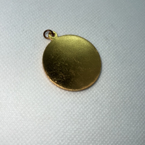 VINTAGE TECHNOLOGY TV PRODUCTION PENDANT CHARM GOLD TONE - Picture 7 of 9